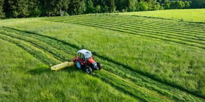 Die Kaufpreise für Grünland in den deutschen Bundesländern reichen von durchschnittlich 6.700 Euro/ha in Thüringen bis zu etwa 60.000 Euro/ha in Bayern.