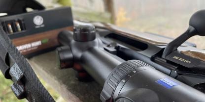 Ausgerüstet mit der 505 von Sauer, Munition von RWS und dem Gamehammer von Sauenhammer ging es auf die Stände.