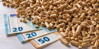 Pellets werden pünktlich zur Heizsaison teurer.