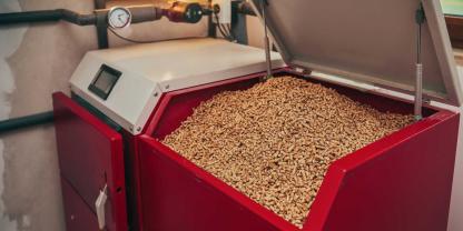 Holzpellets-heizen-AdobeStock_569451999