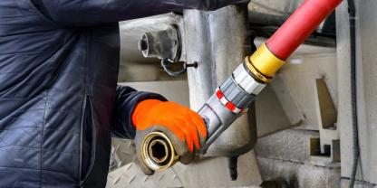 Heizölkauf-AdobeStock_1210278242