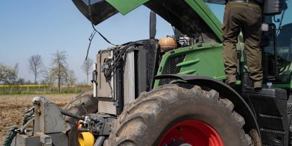 Traktor-Defekt-AdobeStock_458995782