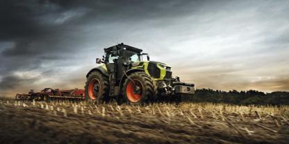 Die neue Großtraktoren-Baureihe Axion 9 wurde heuer mit einer neu entwickelten Kabine, intelligentem Antriebsstrangmanagement und umfassender Konnektivität vorgestellt.