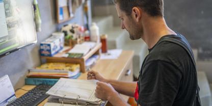 Die Dokumentationspflichten für Landwirte bei der Anwendung von Pflanzenschutzmitteln werden ab 1. Januar 2026 erweitert.