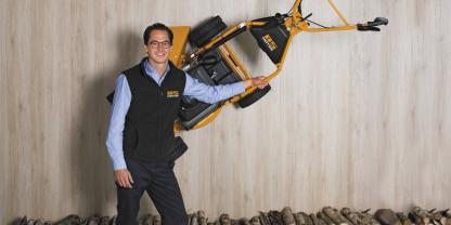 Eberhard Lang, ehemaliger geschäftsführender Gesellschafter von AS-Motor, starb im Januar 2026 im Alter von 40 Jahren.