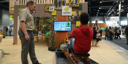 Standbesucher erruderten auf der Grünen Woche 5.000 Bäume für den Spreewald.