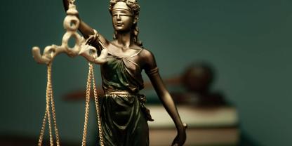 In Niedersachsen scheiterte ein Mann vor Gericht damit, sein Grundstück zum befriedeten Besitz zu erklären und die Jagd dort zu verbieten.