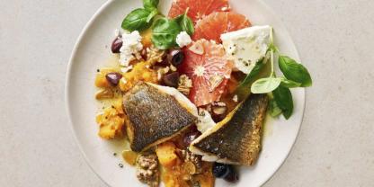 Zitrusfruechte-Rezepte-Wolfsbarsch-mit-Grapefruitsalat
