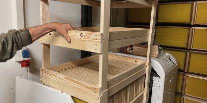 Die Gestelle lassen sich im Lager gut stapeln.