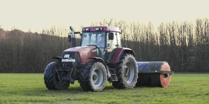 Walzverbot: Für Wiesenbrütergebiete gilt weiter der 15. März.