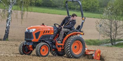 Kubota_LX