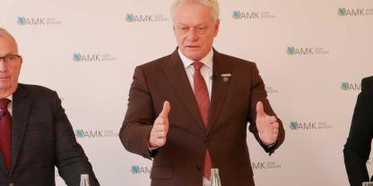 Bundesagrarminister Alois Rainer (CSU) sieht derzeit keine Chancen für ein Bundesprogramm zur Förderung von Tierwohlställen.