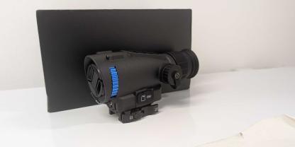 Dieses Goyojo GRL335 Thermalzielfernrohr stellten die Beamten des Zolls bei der Kontrolle sicher.