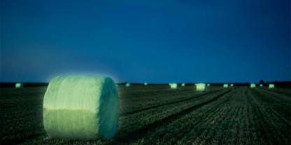 Leuchtende Ballen dank Spezialfolie? Mit „Kroen Excellent Lumina Slide“ zeigt der Hersteller augenzwinkernd einen Aprilscherz.