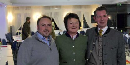 Roman von Fürstenberg, Dorothee Giffey und Dr. Yannik Hoffmann sind die neue Spitze des LJV Hamburg.