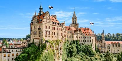 Abb. 1: Das Hohenzollernschloß Sigmaringen ist sowohl Wohnsitz der fürstlichen Familie als auch in Teilen öffentlich zugängliches Kulturdenkmal.