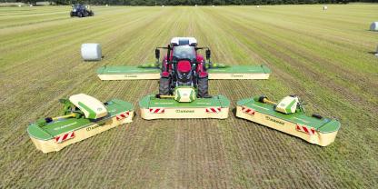 Ein Mähbalken für drei Anbauböcke. So will Krone die Bedürfnisse der Landwirte erfüllen und verschlankt gleichzeitig die Produktion und Lagerhaltung.