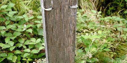 Materialien aus der Natur fallen in der Natur nicht so sehr aus dem Rahmen.