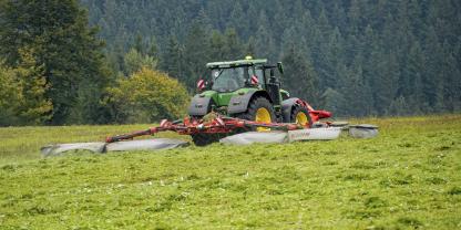 Das Kuhn GMD 15030 ist aktuell das breiteste Mähwerk am Markt und Sieger der FARM MACHINE 2026.