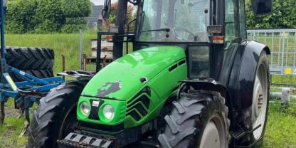 Deutz-Fahr Agroplus 75 Traktor