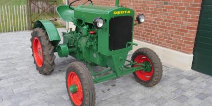 Deutz-Fahr F1M414 11er Traktor