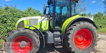 CLAAS Arion 630 Traktor