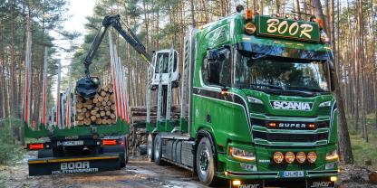 Neu im Boor-Fuhrpark: ein Scania 560 R Super als Kurzholzzug.