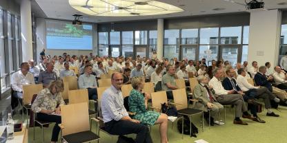 Auf dem AGDW Waldsymposium wurden deutliche Veränderungen an der Wiederherstellungsverordnung gefordert.