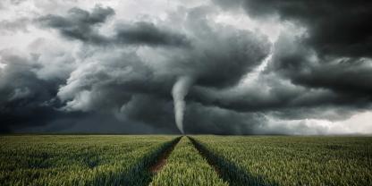 Tornado auf dem Feld