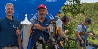 Frank Hasekamp konnte sich den Wanderpokal sichern.