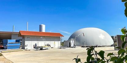 Die Hofbiogasanlage auf dem Betrieb von Familie Wagenhofer