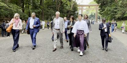 Bundeslandwirtschaftsminister Alois Rainer ist mit einer Wirtschaftsdelegation nach Japan und China gereist. Im Mittelpunkt der Gespräche stand die mögliche Wiederöffnung des chinesischen Marktes für deutsches Schweinefleisch.