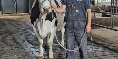 Cord Hormann hat aus einem niedersächsischen Familien-betrieb eine international bekannte Zuchtstätte gemacht.Die Holsteinzucht steht auf dem  Betrieb von Cord Hormann im Fokus. Ein Besuch bei Wilcor Holsteins im Kreis Nienburg.