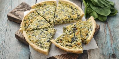 Rezepte-Spinat-Quiche_AdobeStock_64080194