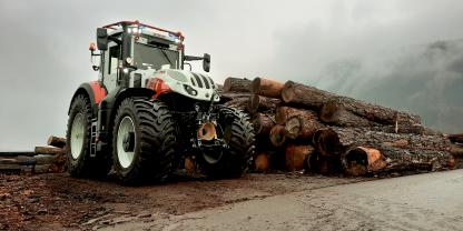 Traktor von Steyr.