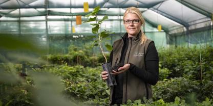 Die Thüringerin Anja Kolbe-Nelde (im Bild) hat 2024 die Kategorie Unternehmerin beim CERES AWARD gewonnen. In diesem Jahr (2026) haben es fünf Landwirtinnen und Landwirte aus Ostdeutschland ins Finale des CERES AWARD geschafft.
