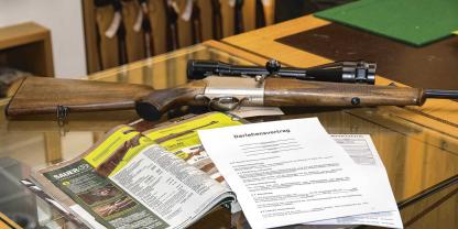 Langwaffen unbegrenzt, Kurzwaffen maximal zwei – in Bayern hat sich ein Gericht mit der Thematik befassen müssen.