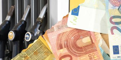 Tankstelle-AdobeStock_447207158