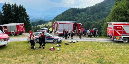 Die Feuerwehr kam bei diesem Einsatz an ihre emotionalen Grenzen. Nach dem Traktor-Unfall, bei dem ein Vater und seine Tochter starben, gibt es nun eine Spendenaktion.