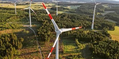 Die Verpachtung von Waldflächen für den Bau der Windkraftanlagen könnte ab 2027 unerwarteten Gegenwind erfahren.