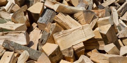Brennholz-AdobeStock_34482327