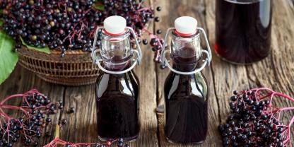 Purer Holunderbeerensaft – schnell und einfach selbstgemacht.