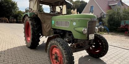 Fendt Farmer 3S Traktor Bild 6