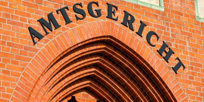 Am Amtsgericht Ludwigslust wurde heute ein Jäger wegen fahrlässiger Tötung verurteilt (Symbolbild).