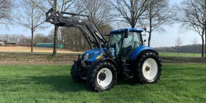 New Holland T6080 Power Command Traktor
