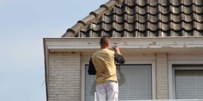 Hausreparatur-AdobeStock_163741712