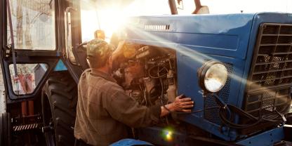 Vor dem ersten Frost: 7 Helfer für Traktor und Hof bis zu 38 % reduziert