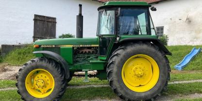 John Deere 4040 S Traktor Bild 3