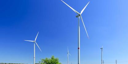 Windräder in Curslack bei Hamburg (Symbolbild): Im Forschungswindpark Curslack  brachen Jugendliche in Windräder ein und filmten aus großer Höhe für Tiktok.