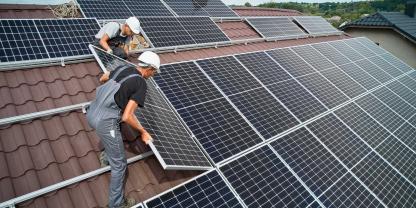 Solaranlage-AdobeStock_561725826